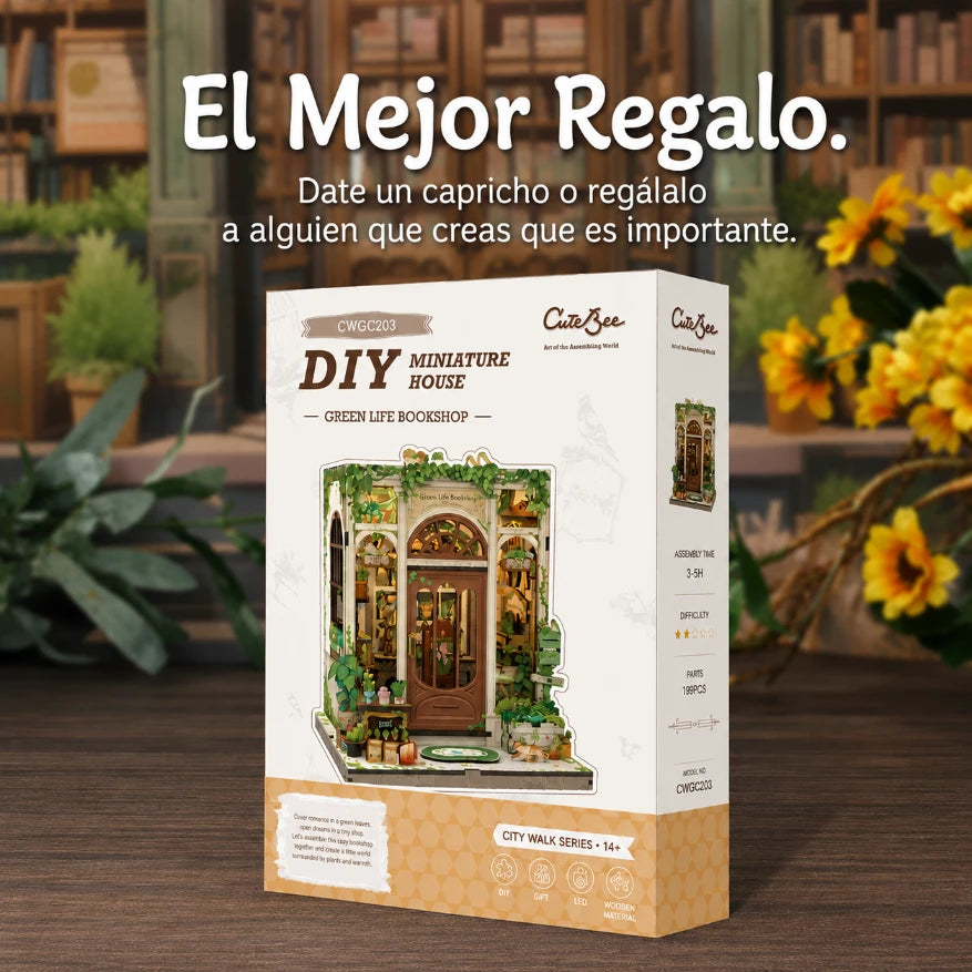 Caja de presentación oficial del kit DIY de madera Green Life Bookshop de CuteBee, destacando el texto "El Mejor Regalo".