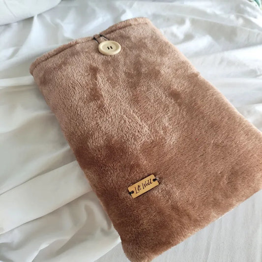 funda para libro furry con tela de pelo acolchado