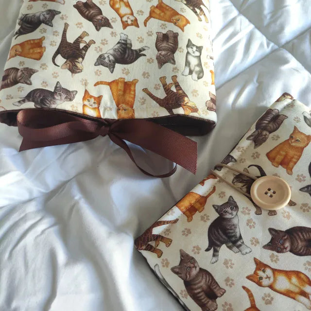 funda acolchada para libro con gatitos cierre lazo
