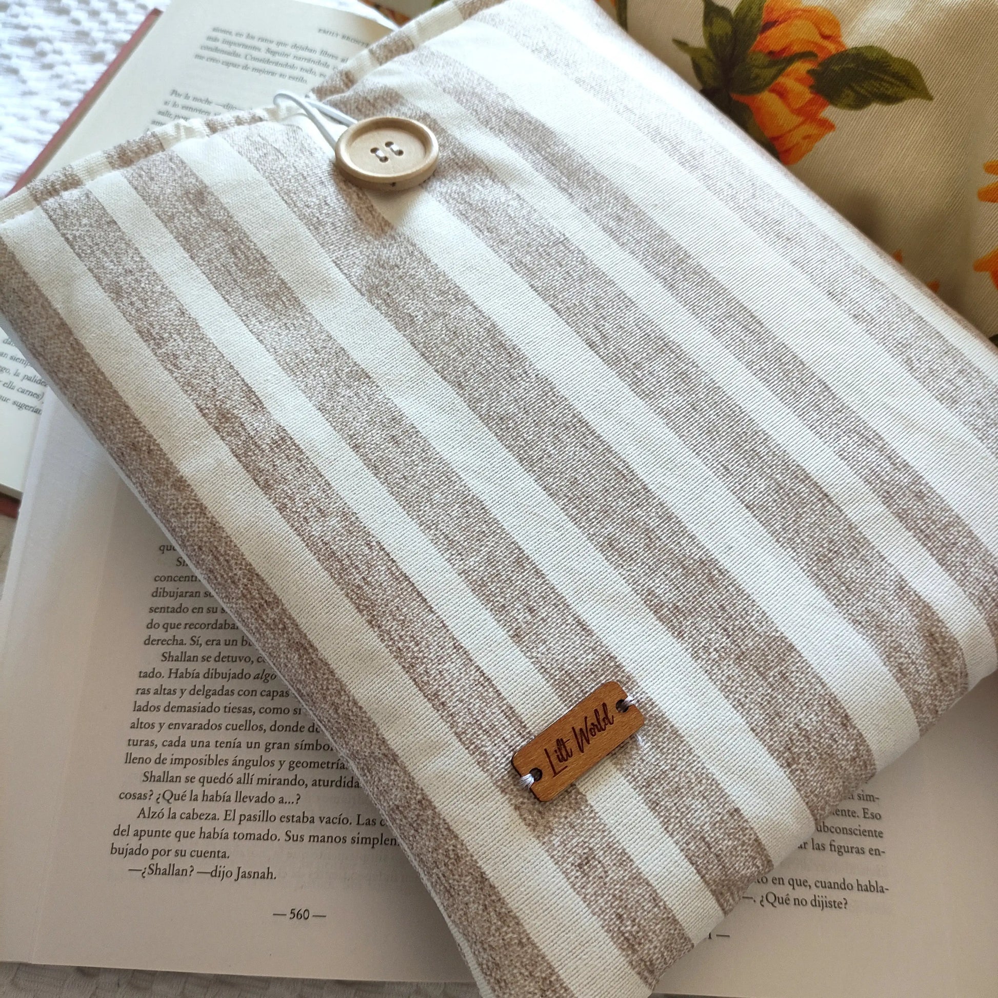 funda de tela impermeable para kindle o libro