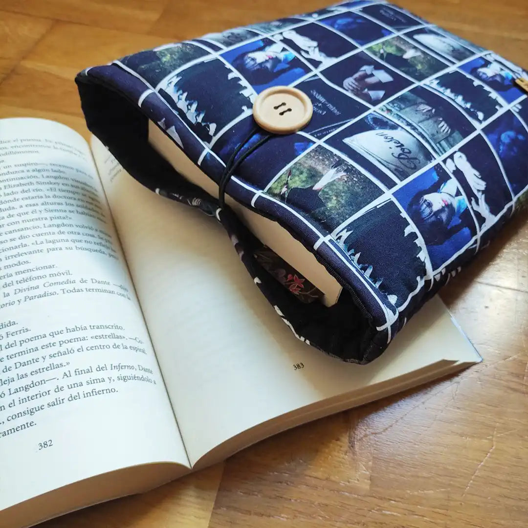 Funda de tela para libro azul