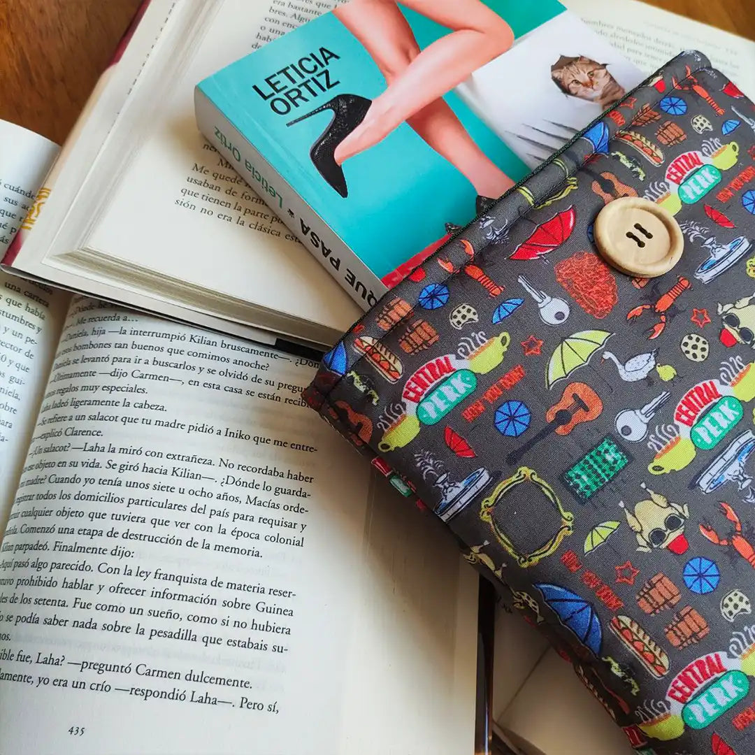 funda friki para libros