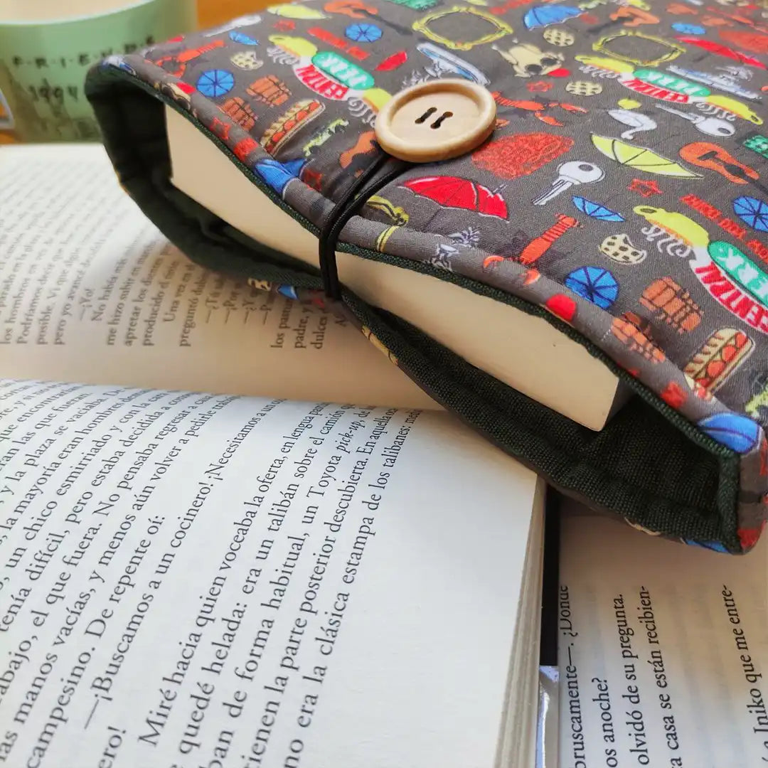 funda de tela para libros de friends