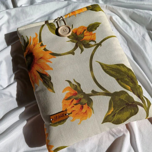 Funda con diseño de girasoles ideal para libros y Kindle