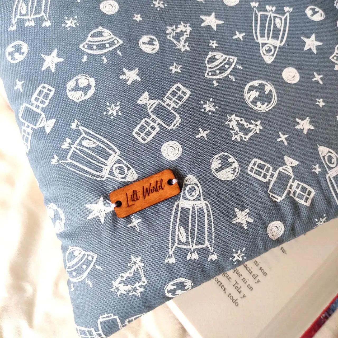 Detalle del acabado de la funda para libro electrónico