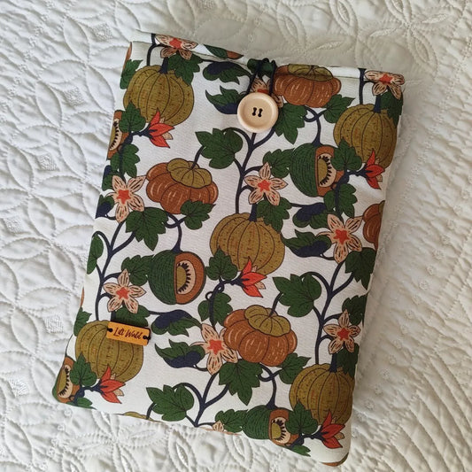 funda para libro y kindle con diseño de calabazas y flores otoñales