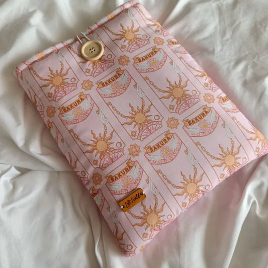 Funda de tela acolchada para libro y Kindle con diseño rosa de Sakura, Cazadora de Cartas.
