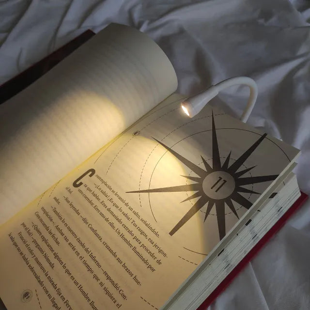 Lámpara LED para libros con tres tipos de luz: cálida, fría y natural - Accesorio imprescindible para lectores
